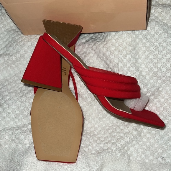 Lemonade Red Block Heels. - Picture 9 of 9